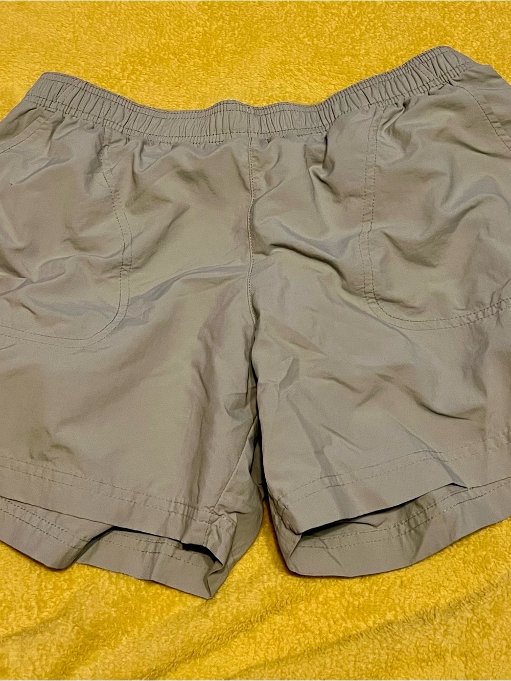 Women's Gray Elastic-Waist Performance Shorts